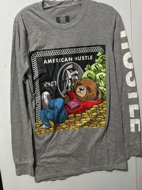American Hustle Gray Long Sleeve Graphic Tee - Bear & Coins